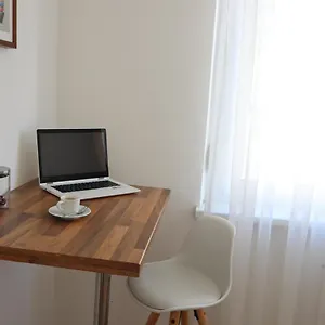 Apartman Apstay Station I Self Check-in I Free Parking
